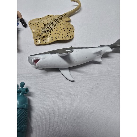 Chap Mei Scuba Diver Action Figure Lot Of Assorted Characters And Accessories - Picture 9 of 9